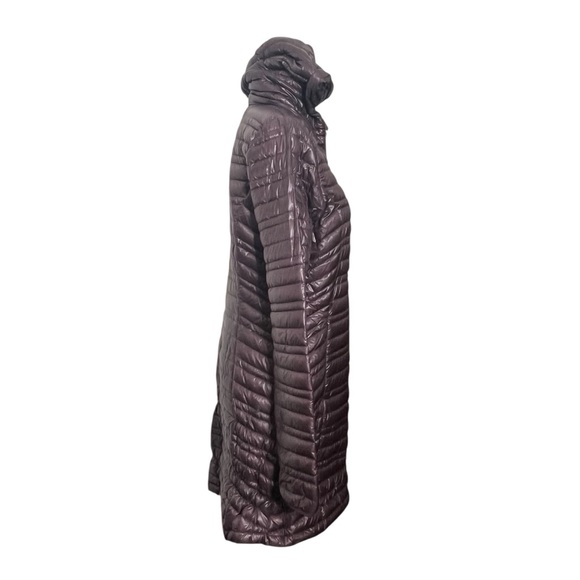 Patagonia Ultralight Fiona Parka Women’s Medium Maroon Hooded Lightweight Warm - Picture 5 of 11